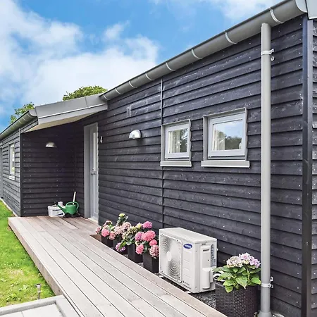 Three-bedroom In Juelsminde * Sonderby (Midtjylland)